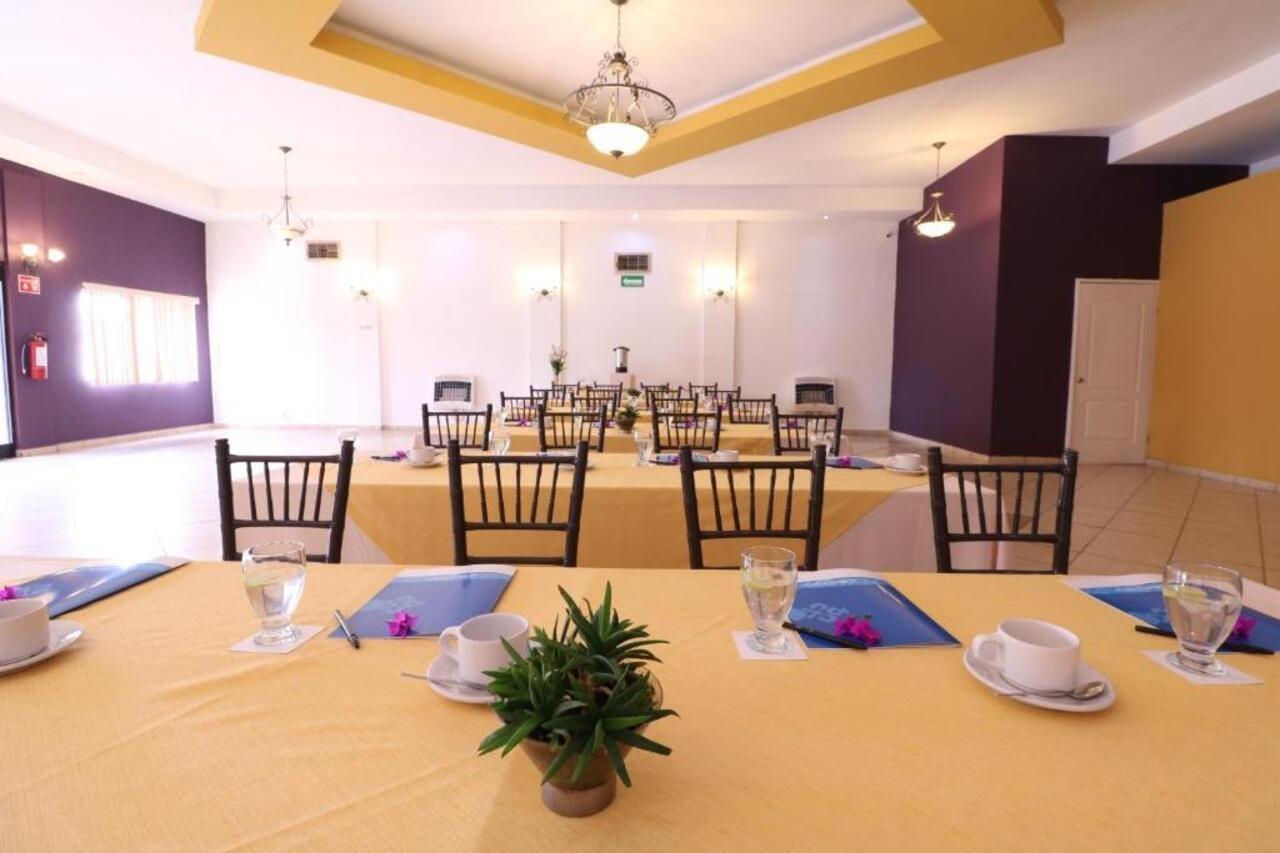 Mision Express Saltillo Bagian luar foto