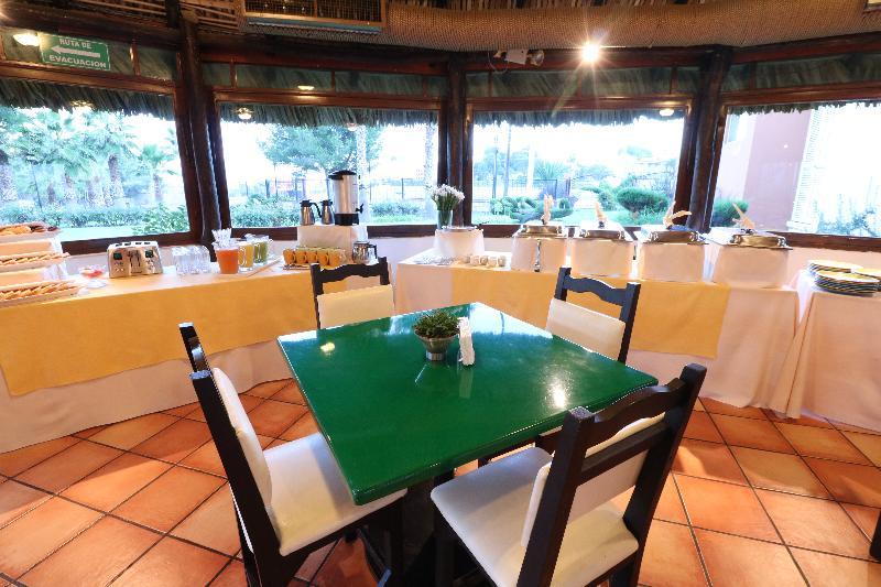 Mision Express Saltillo Bagian luar foto